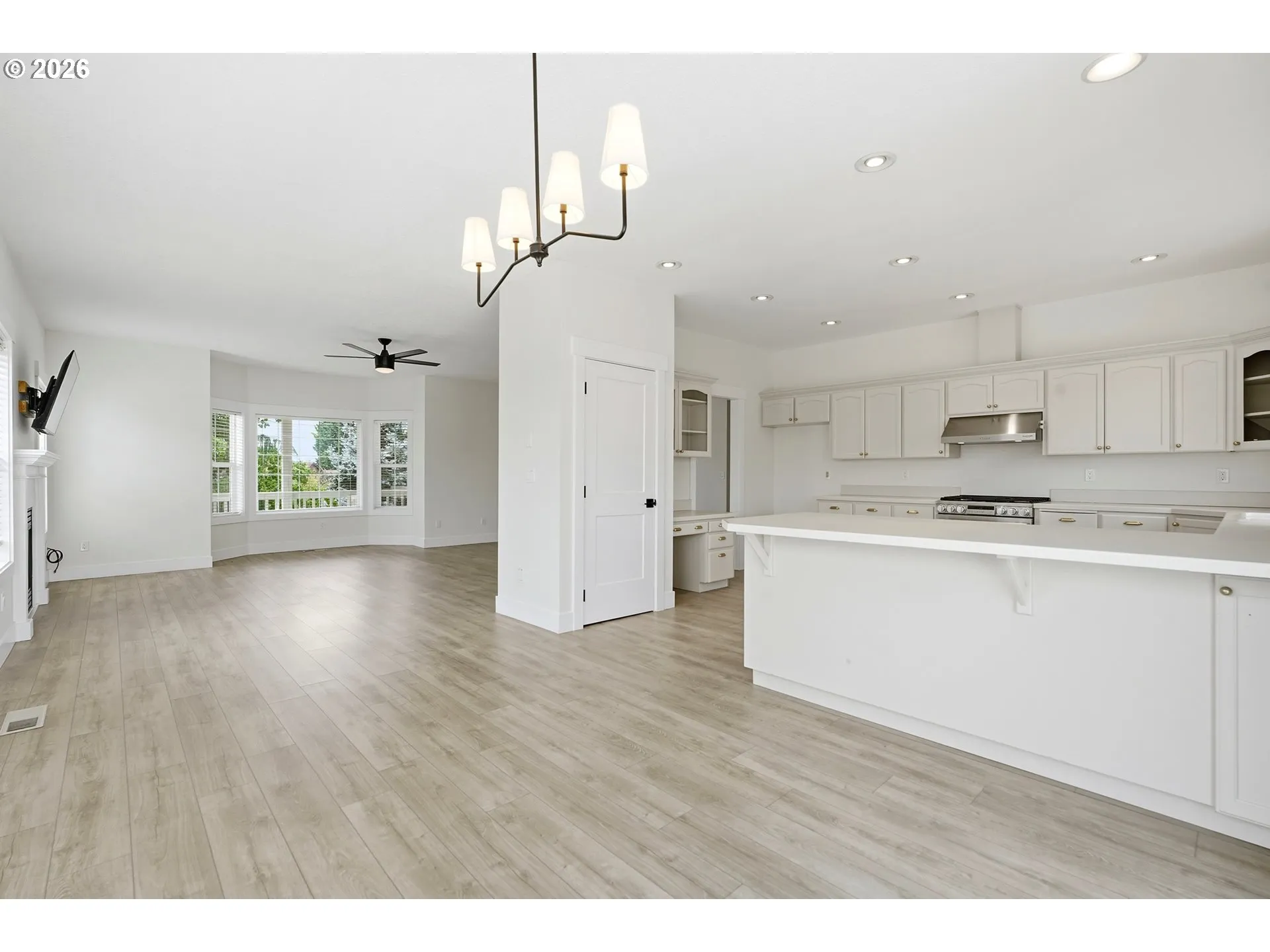 Living Room/Dining Room
