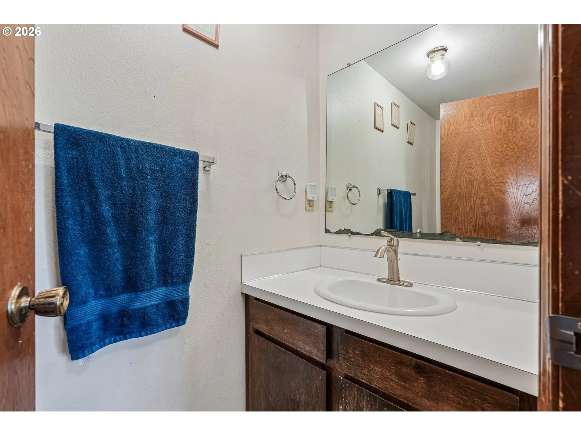 Bathroom-Lower