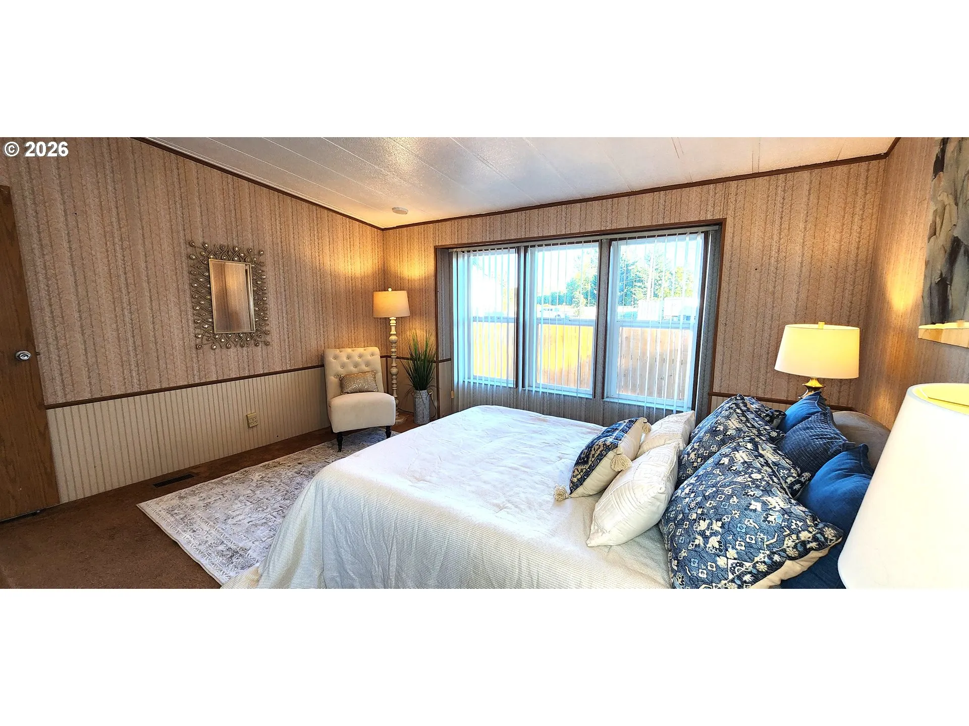 Bedroom, Primary