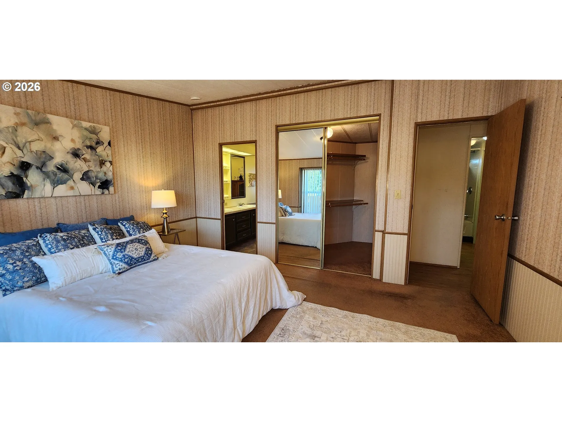 Bedroom, Primary-Walk-In Closet