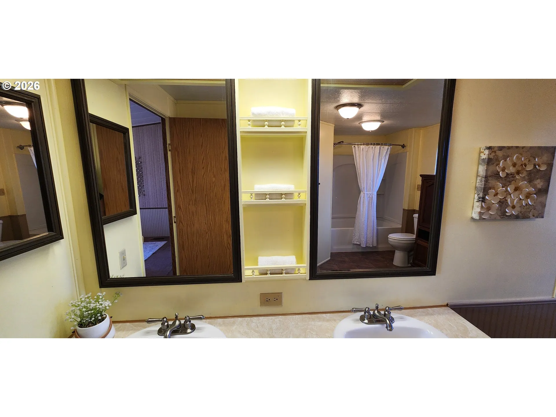 Bathroom-Double Sinks