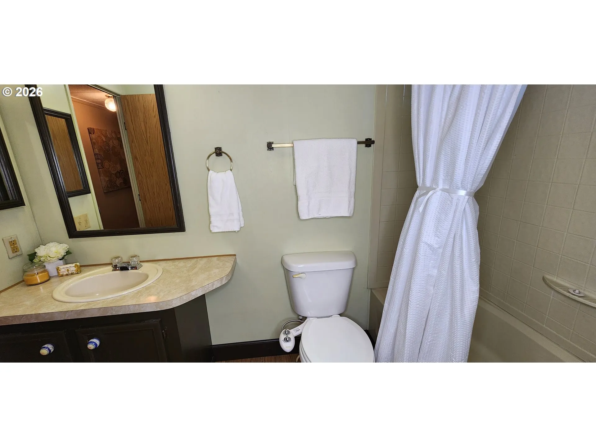 Bathroom-Hall