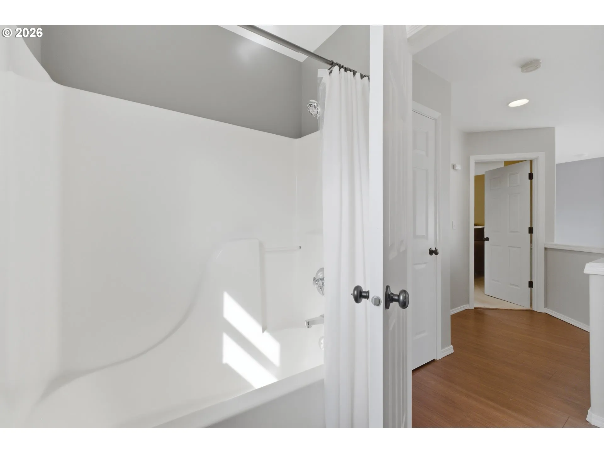 Bathroom-Upper