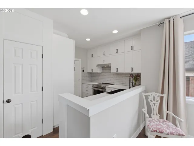 Kitchen-Island