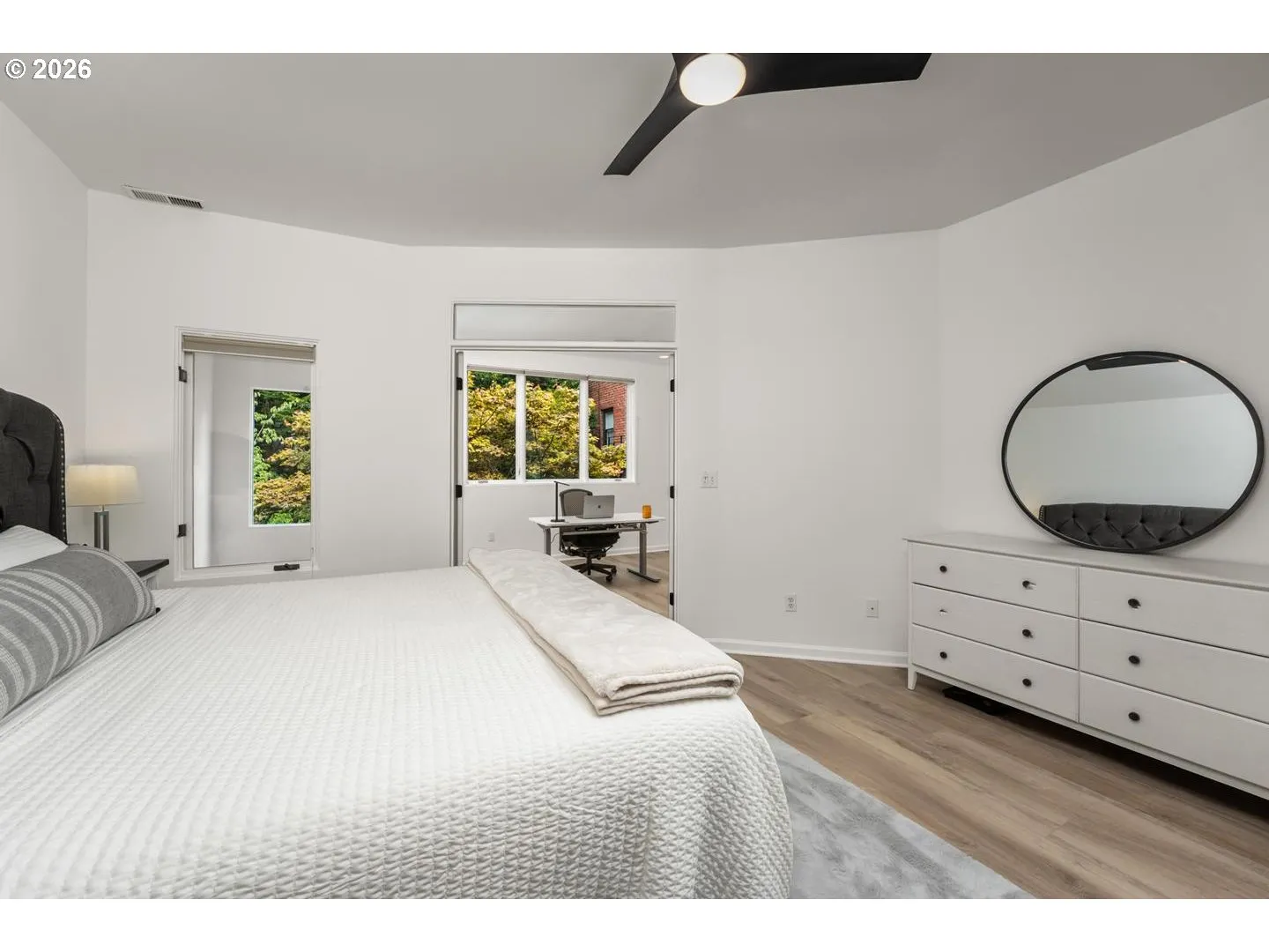 Primary Bedroom-Upper