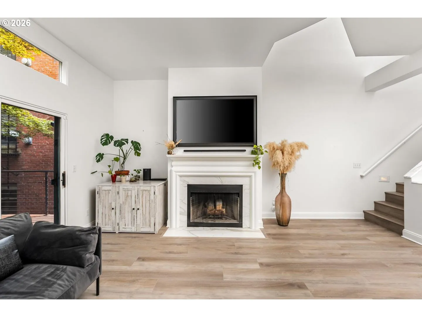 Living Room-Fireplace