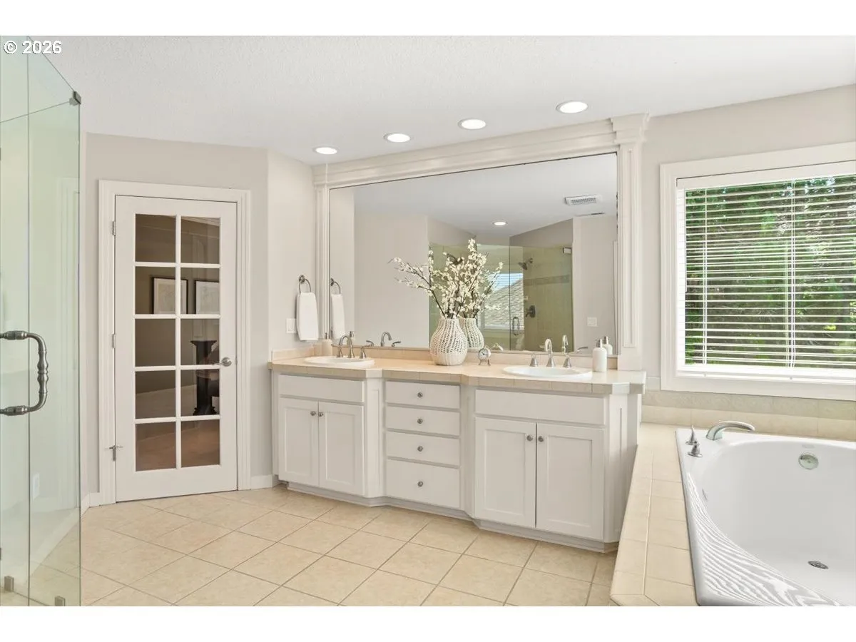 Owner's Suite Bathroom-Walk in Shower