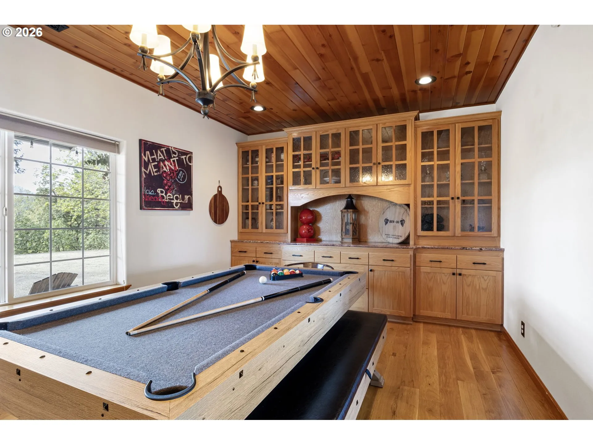 Dining Room-Built-In Cabinets
