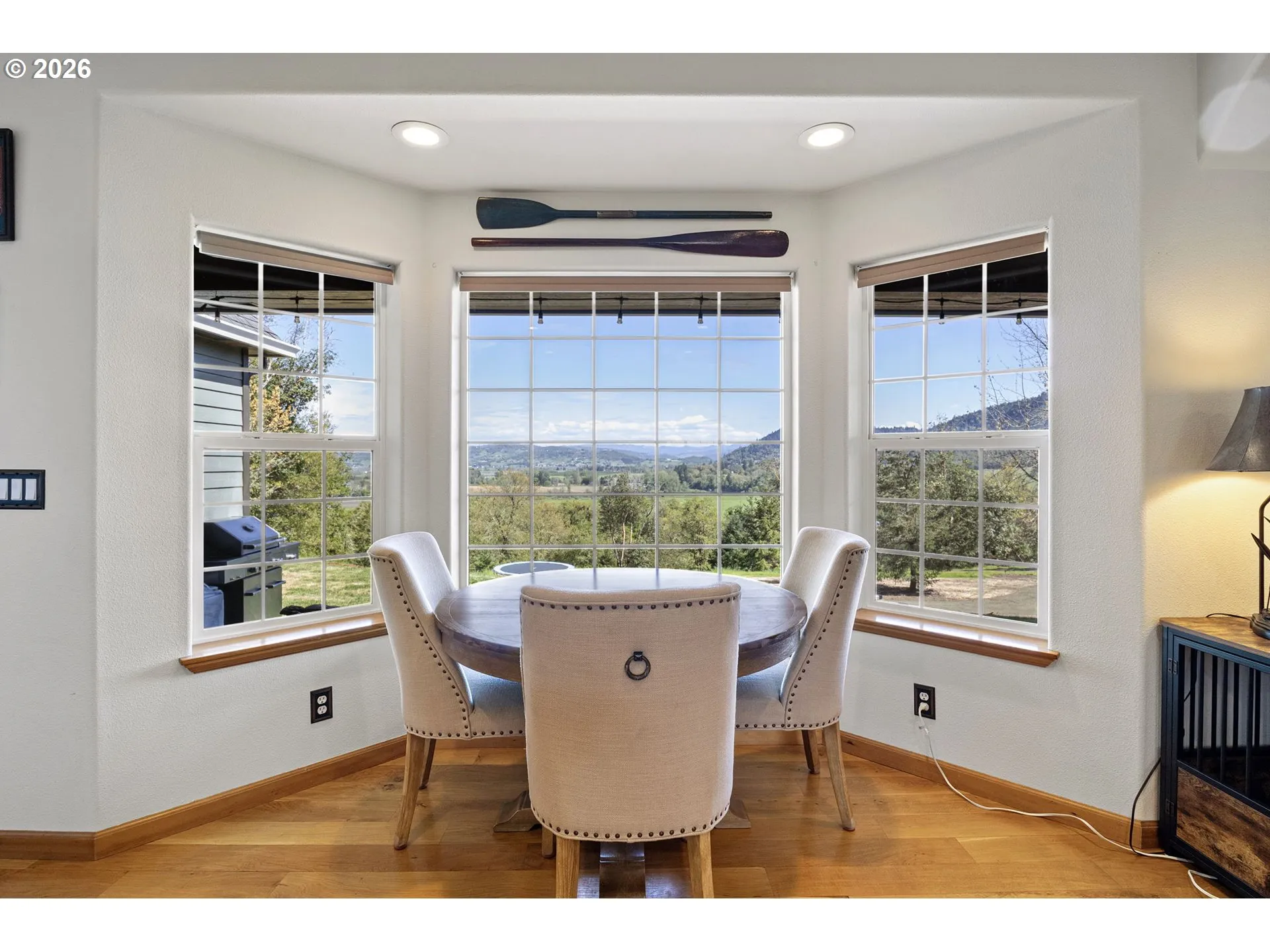 Kitchen-Eating Area