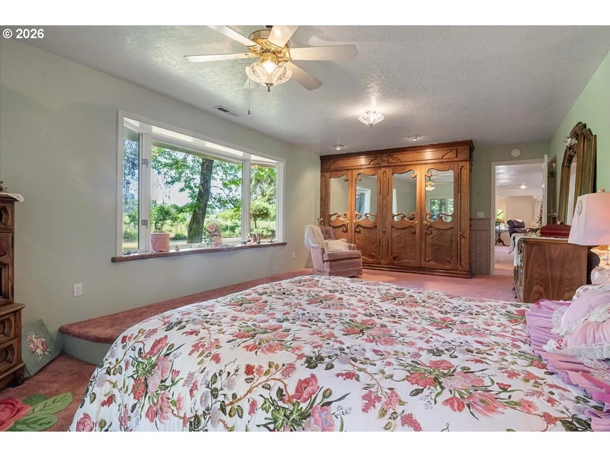 Bedroom-Main