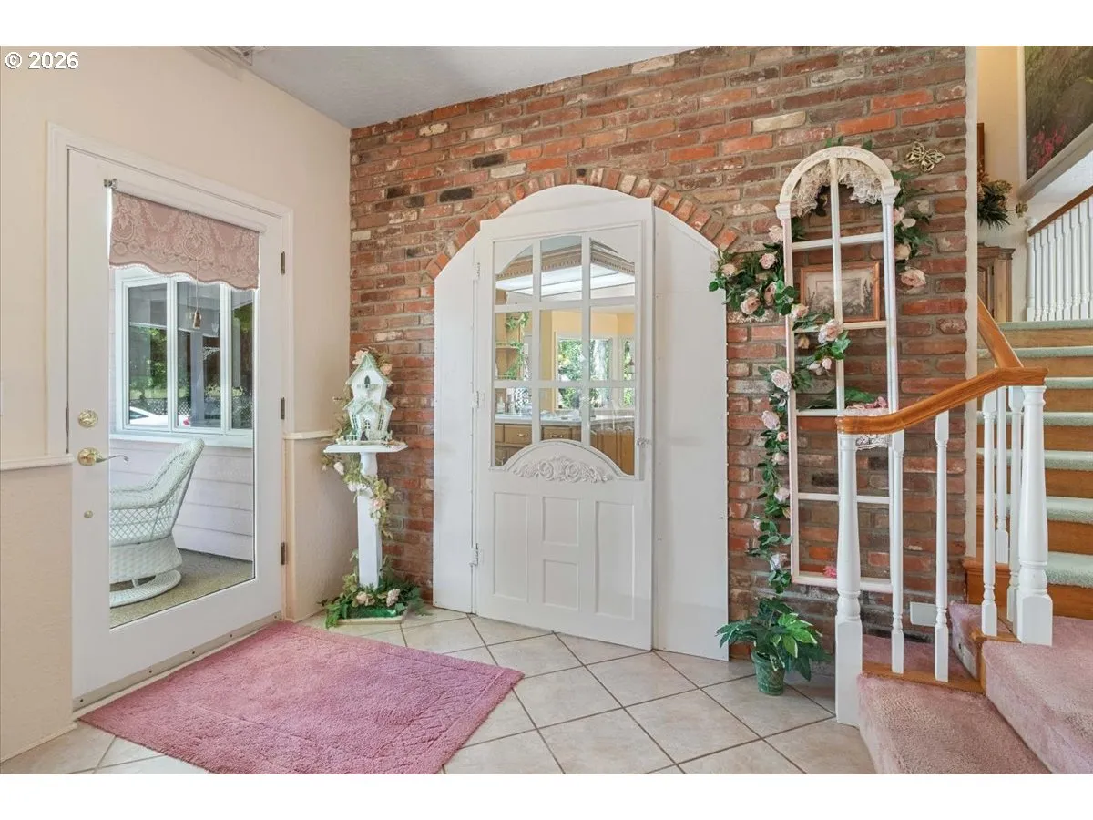 Entrance/Foyer