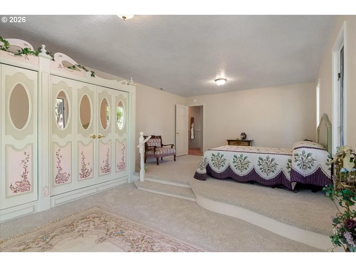 Bedroom-Main