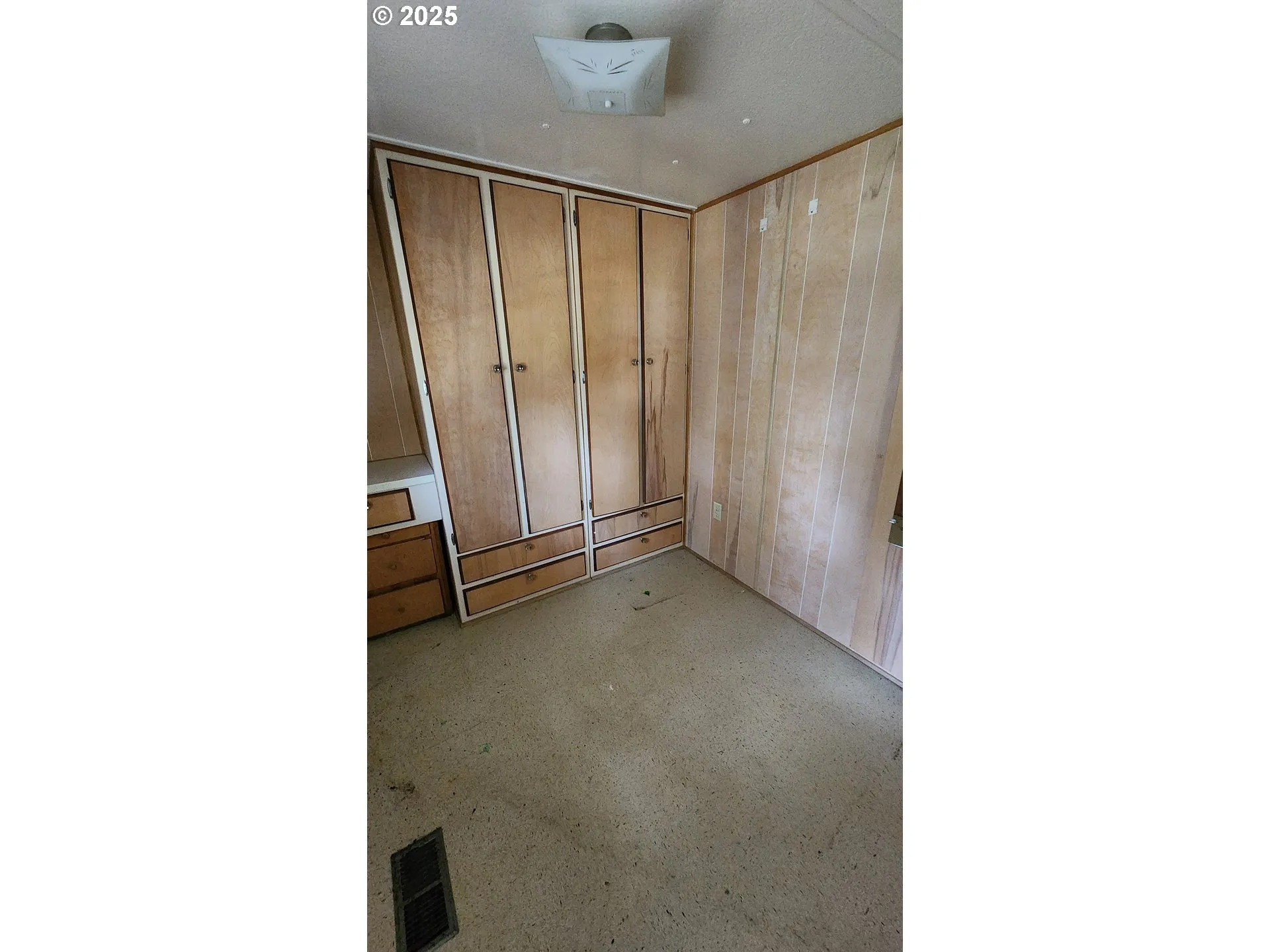 Bedroom-# 1