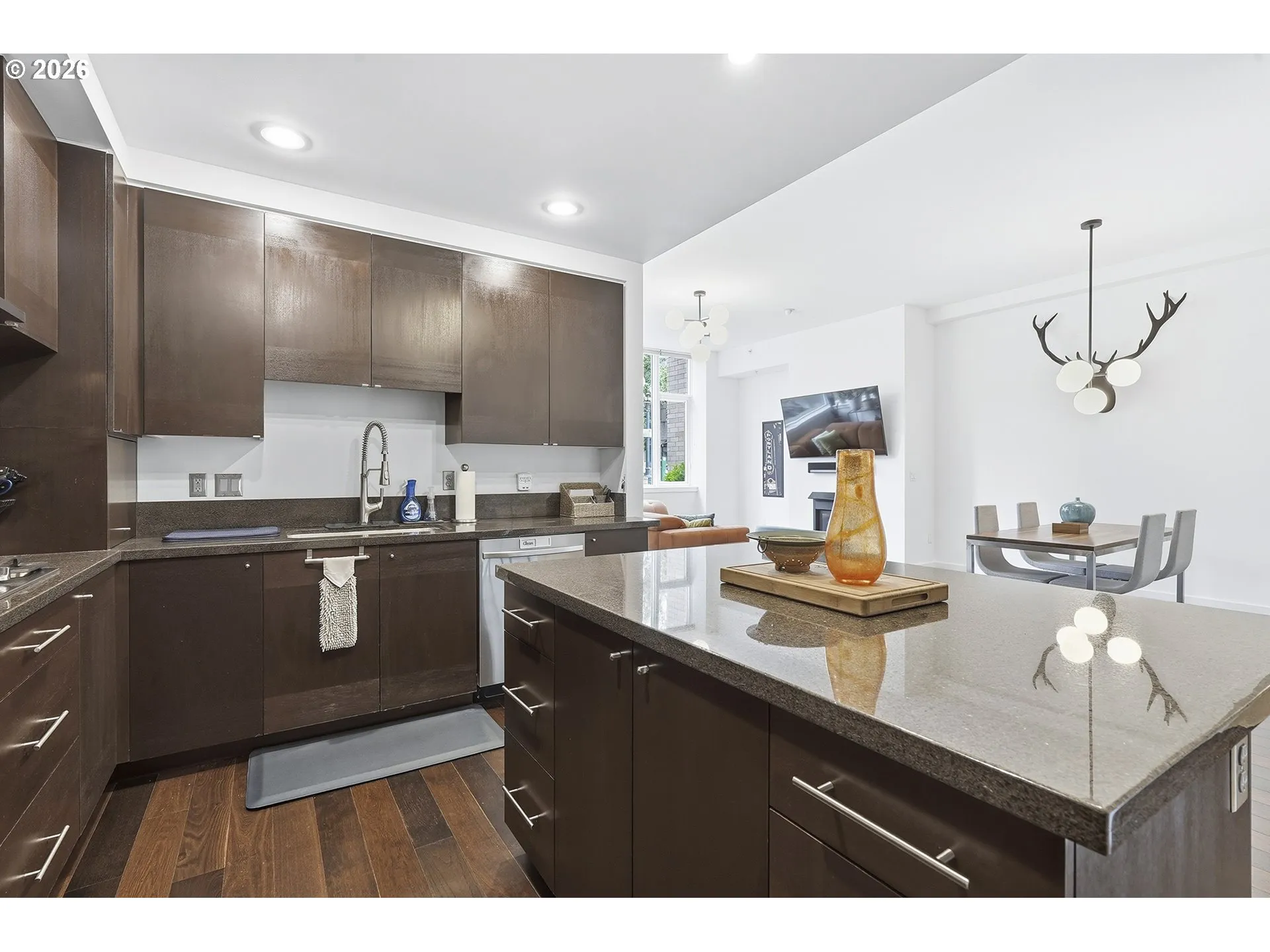 Kitchen-Island