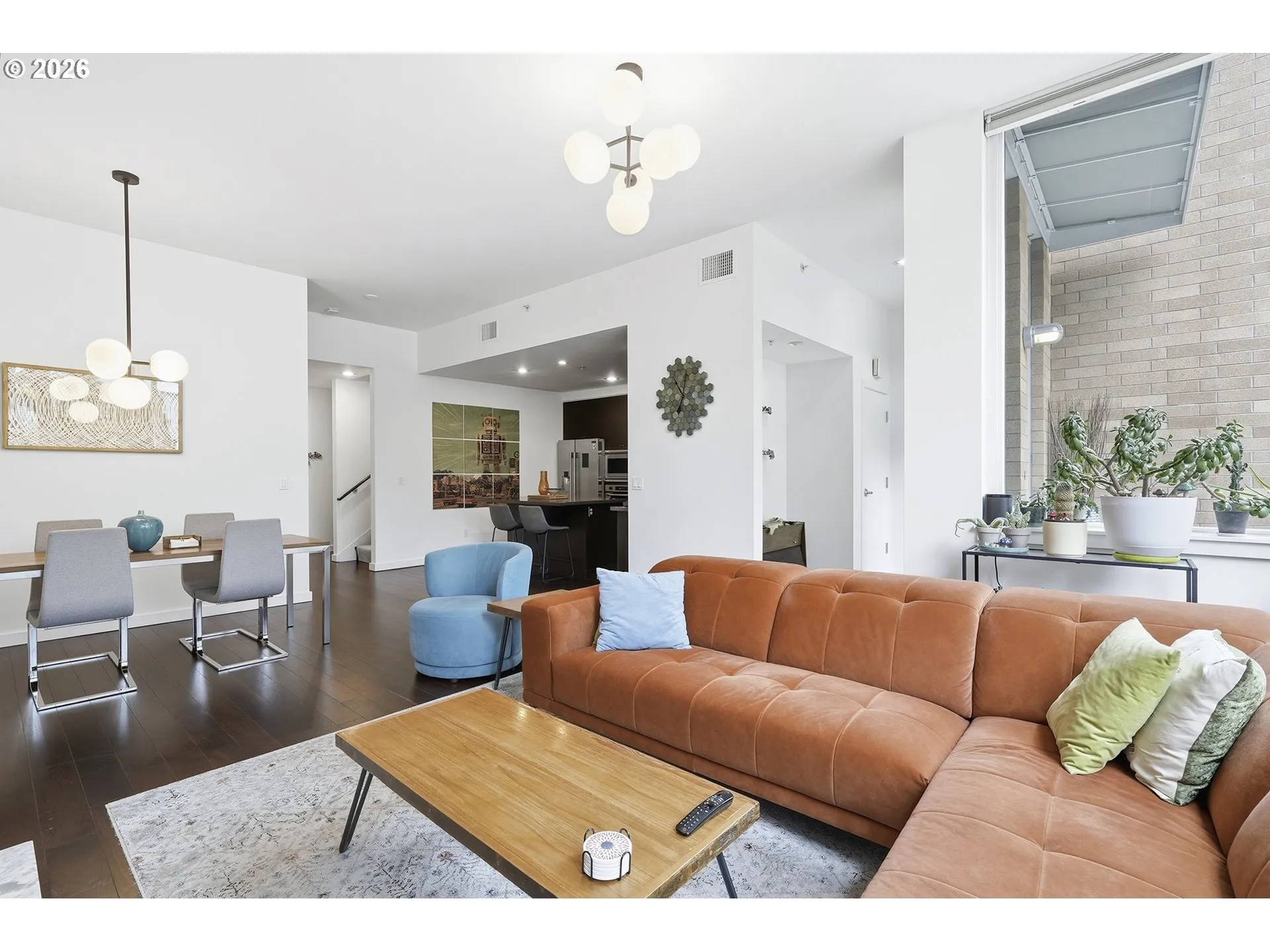 Living Room/Dining Room