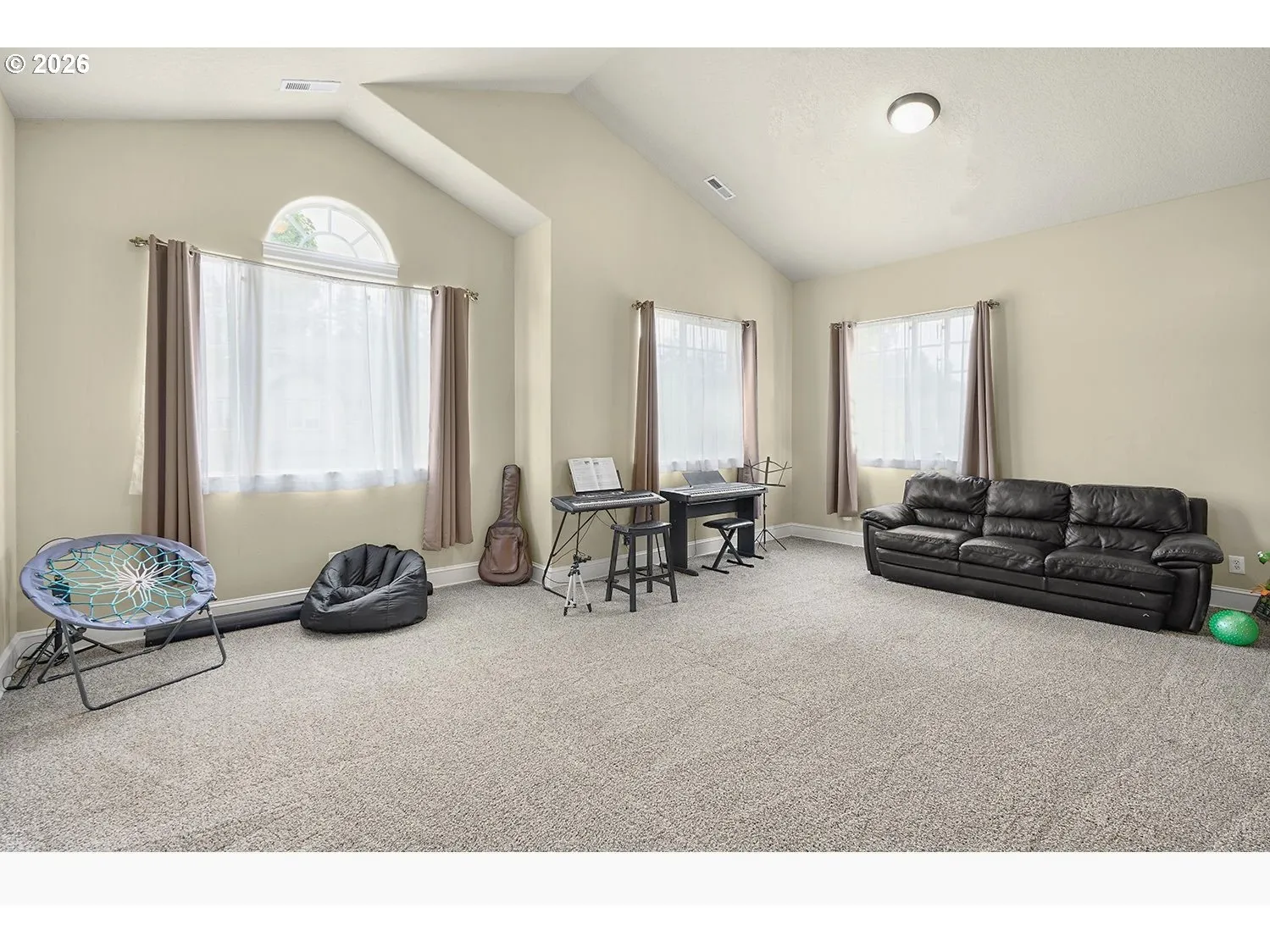 Bonus Room-Upper