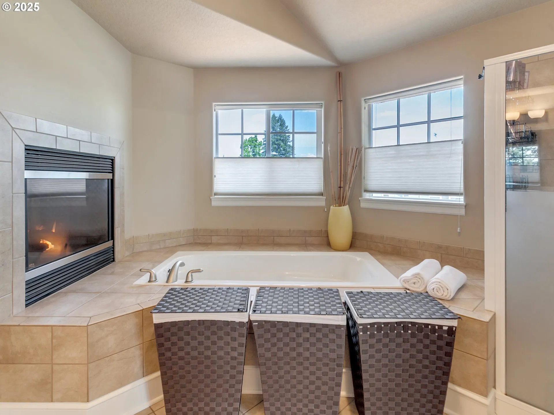Owner's Suite Bathroom-Garden Tub