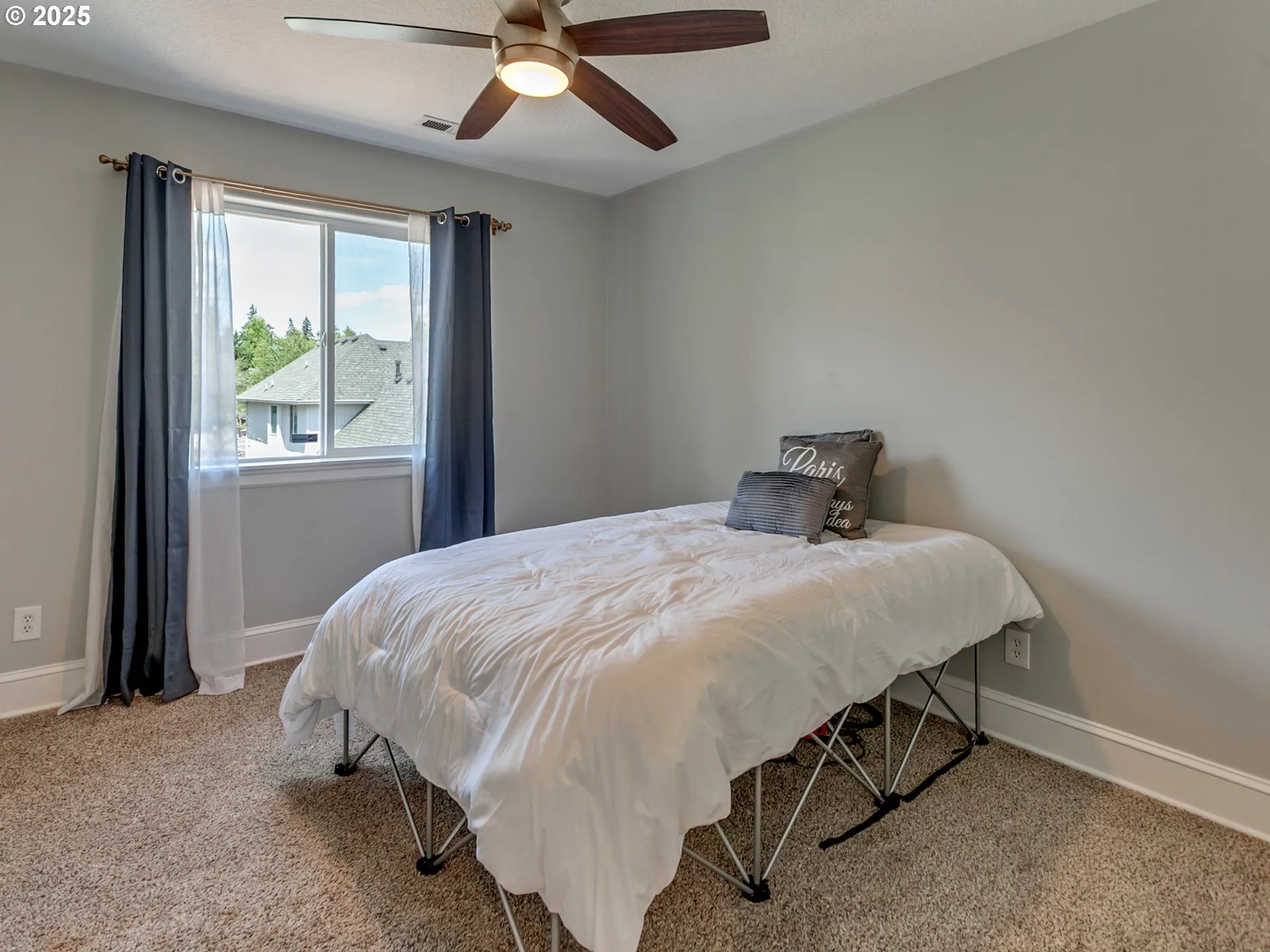 Bedroom-Upper