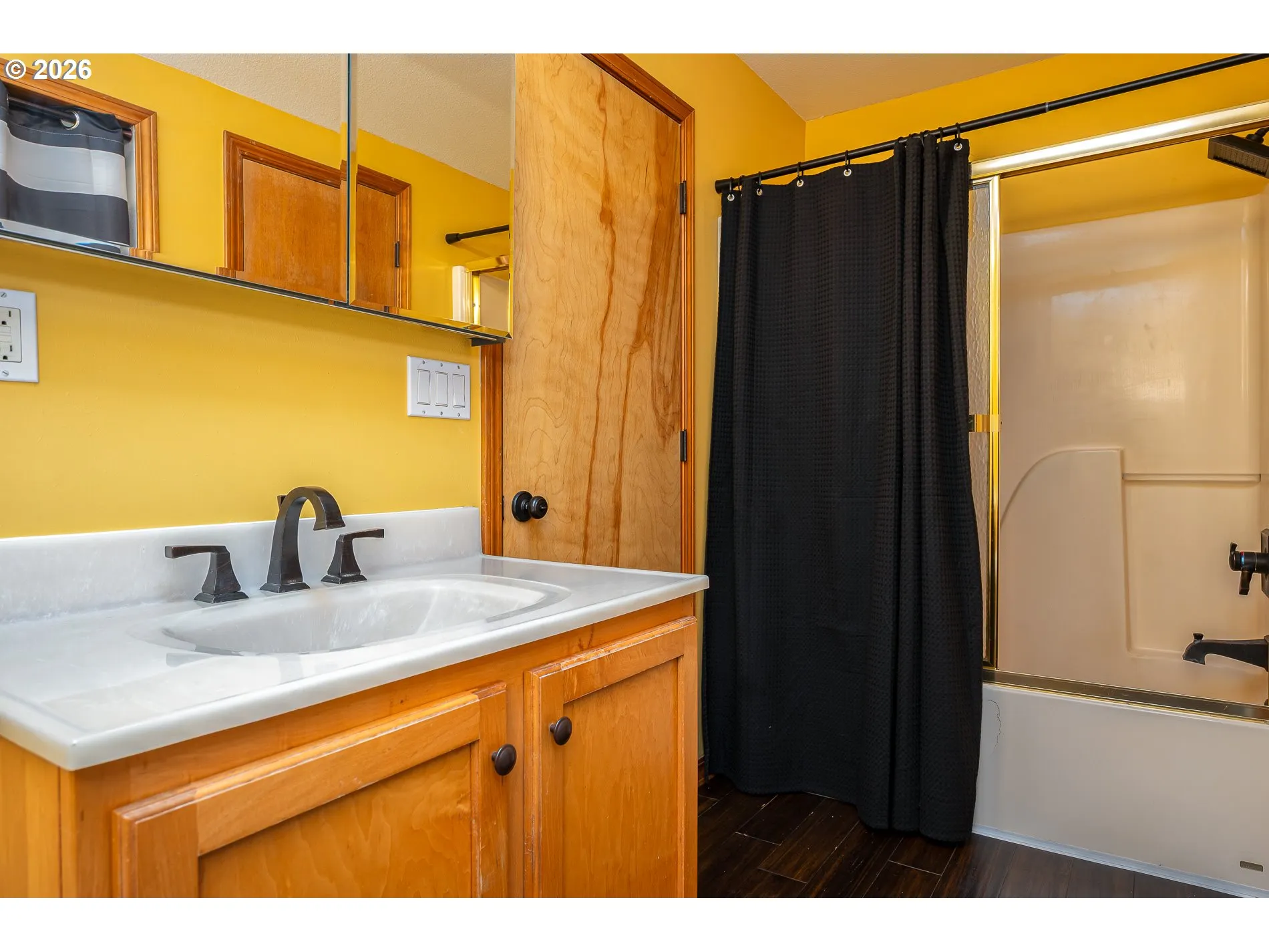 Bathroom-Upper