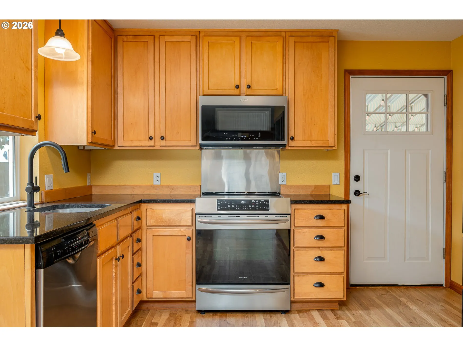 Kitchen-Oven