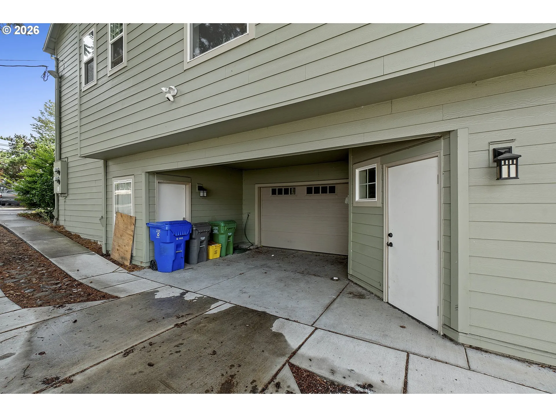 Garage