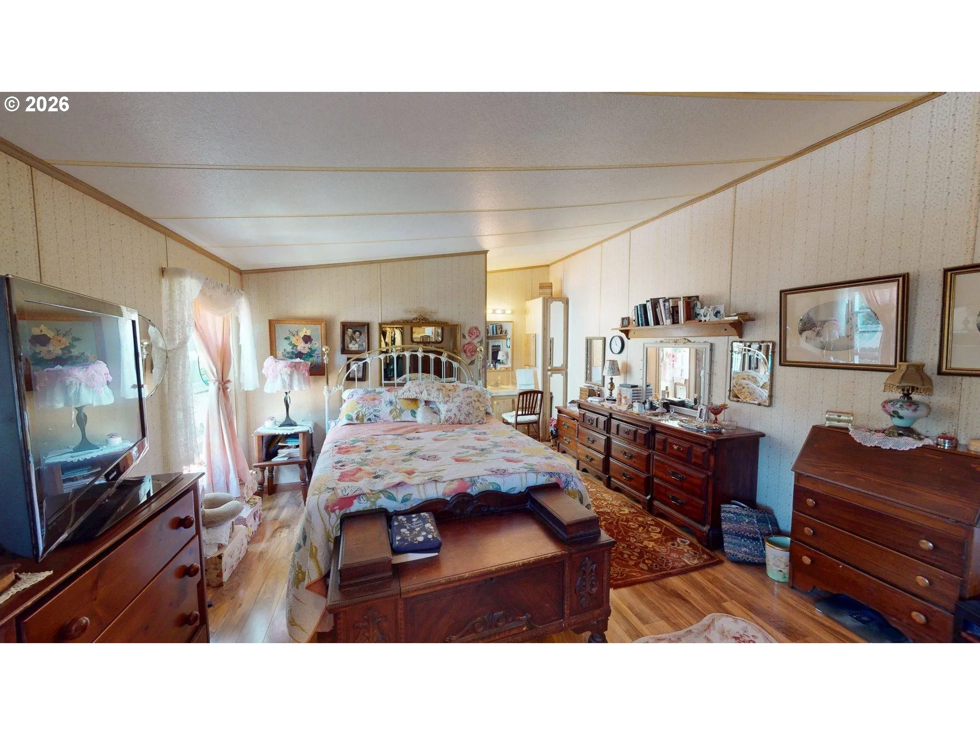 Owner's Suite Bedroom