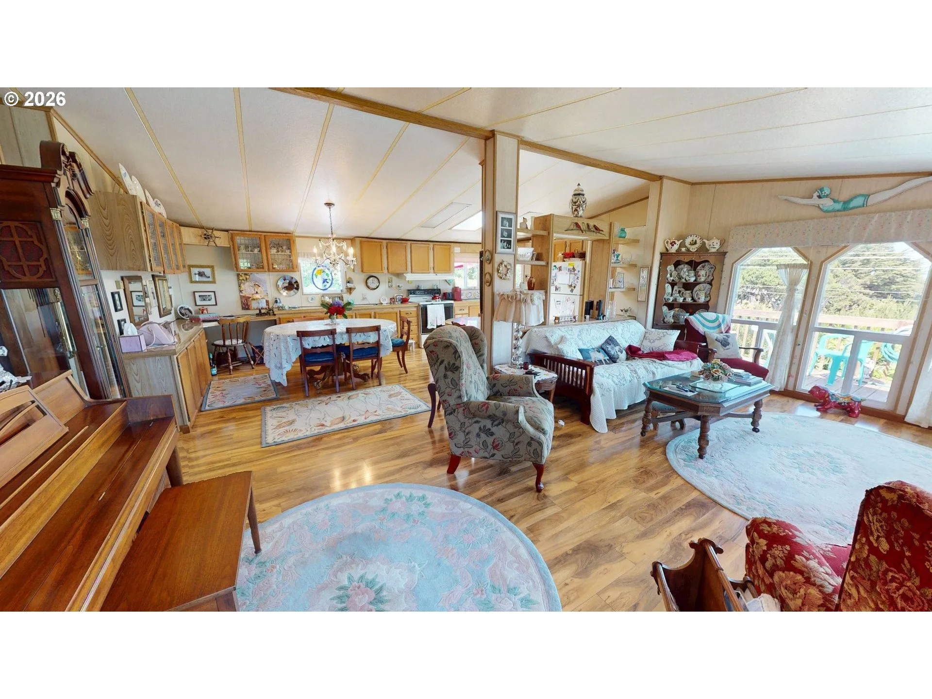 Living Room/Dining Room