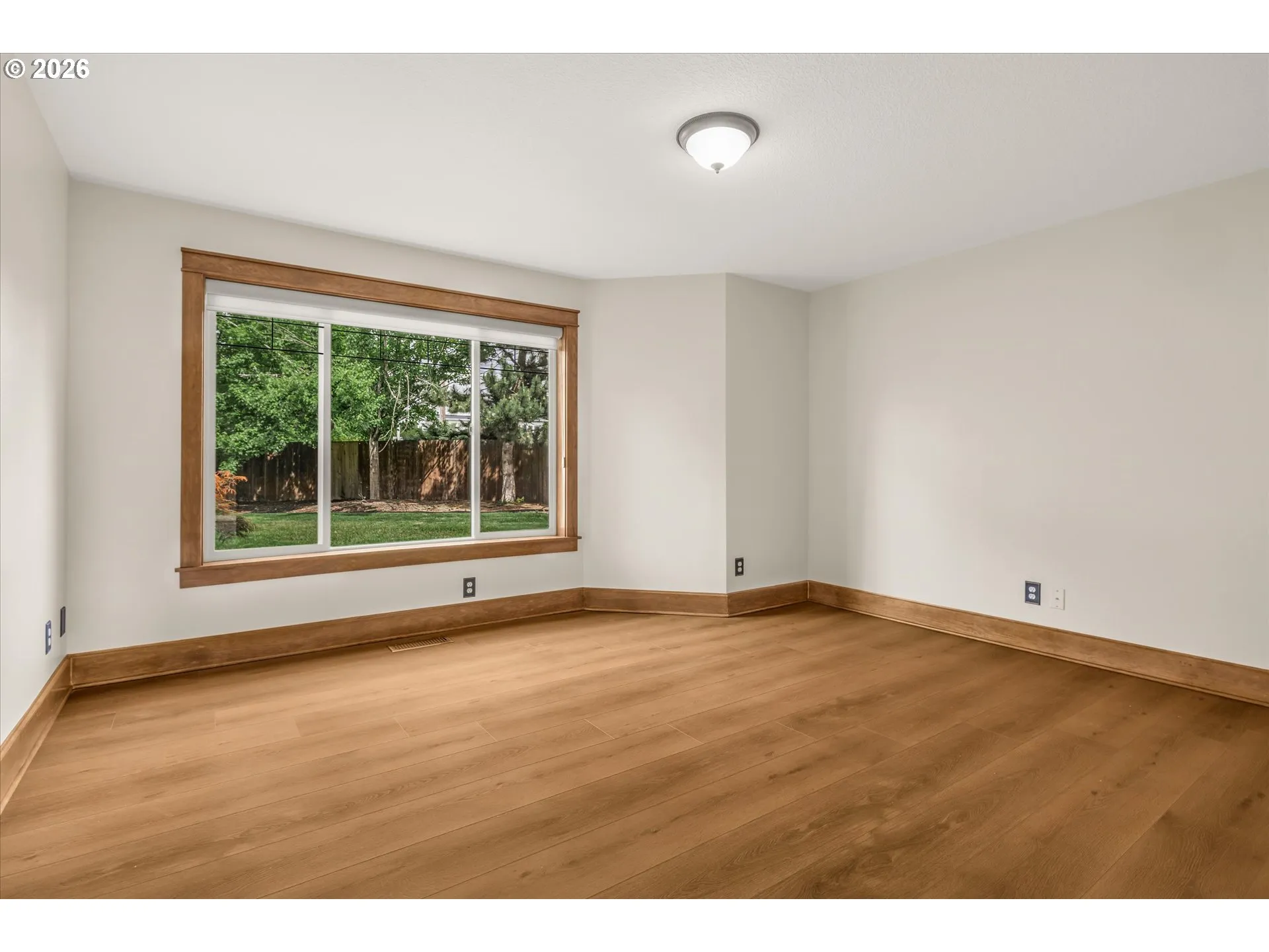 Den/Office-Main