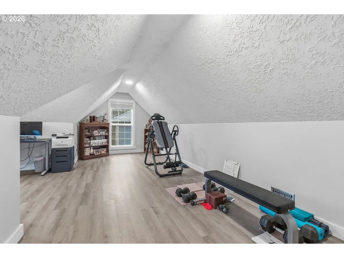 Bonus Room