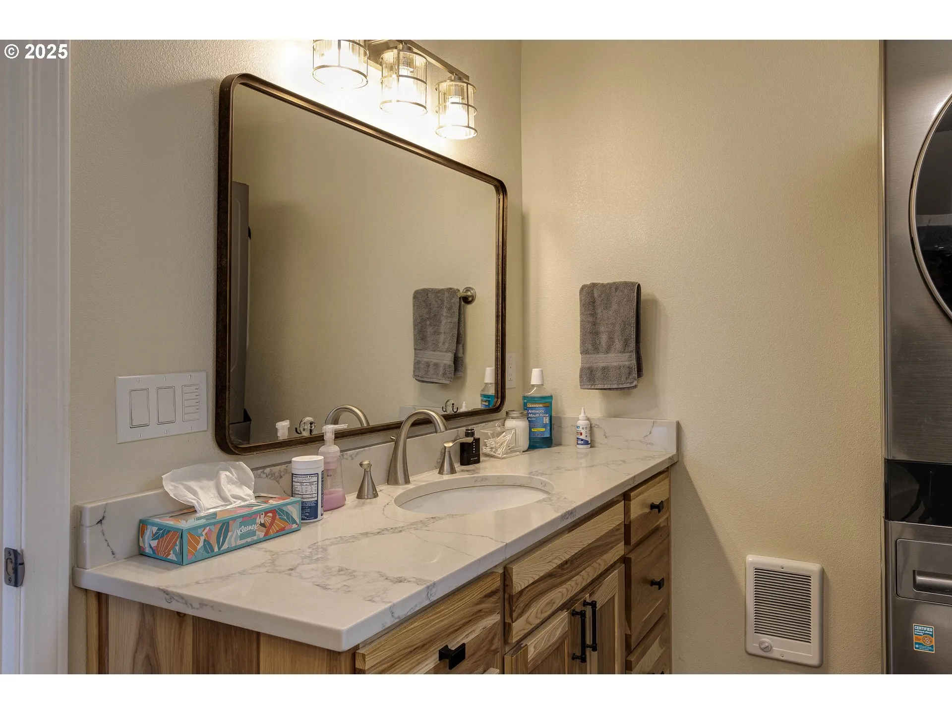 Bathroom, Attached-Walk in Shower