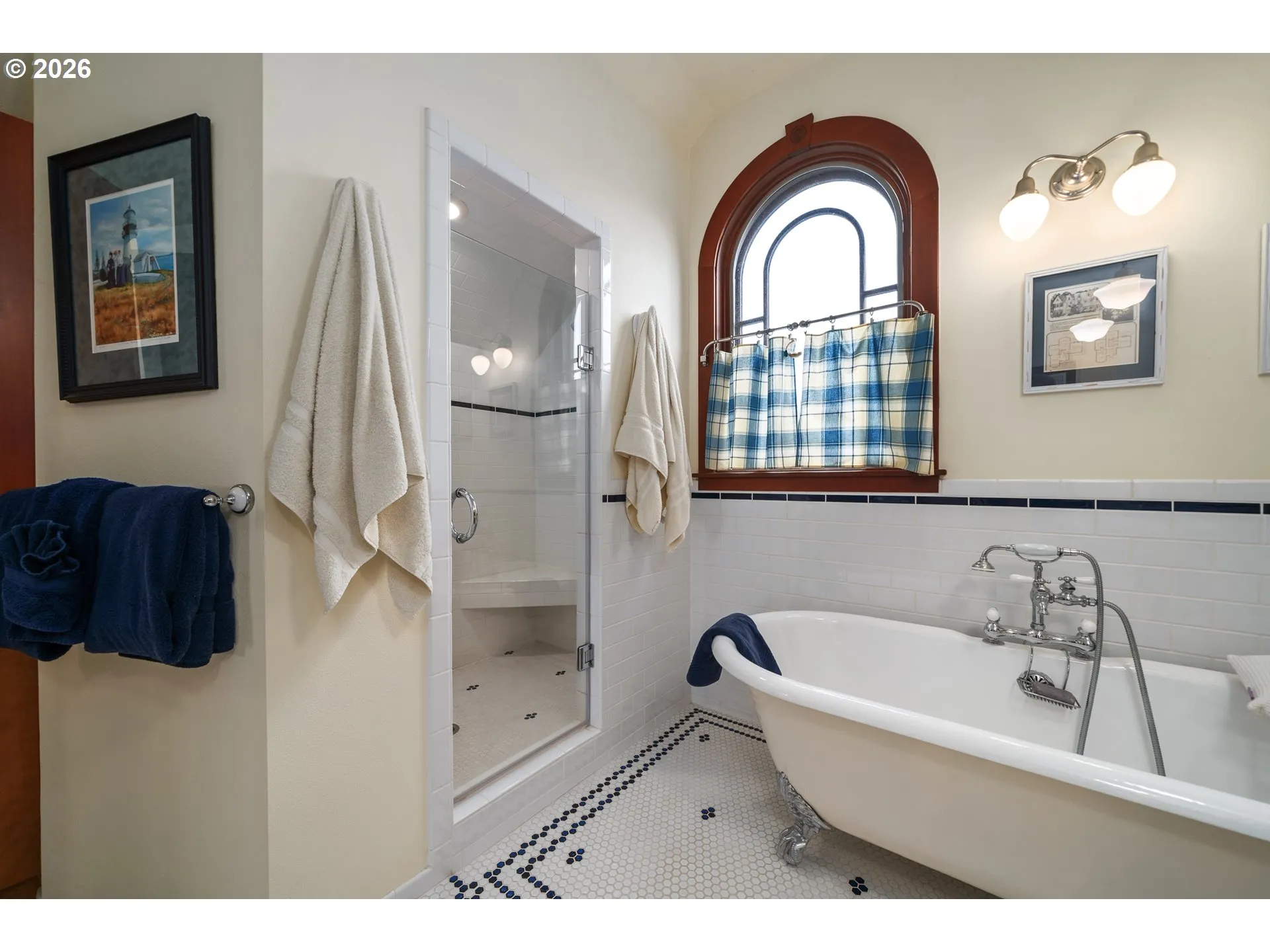 Bathroom-Upper