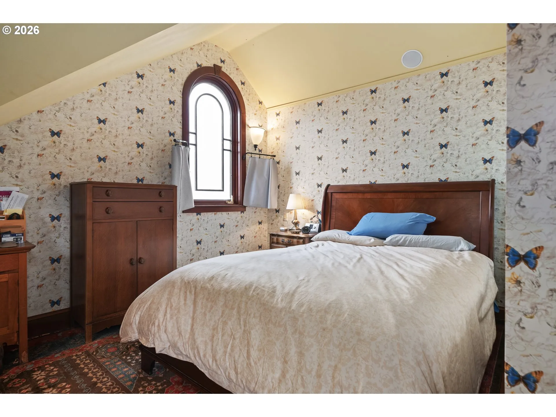 Bedroom-Upper
