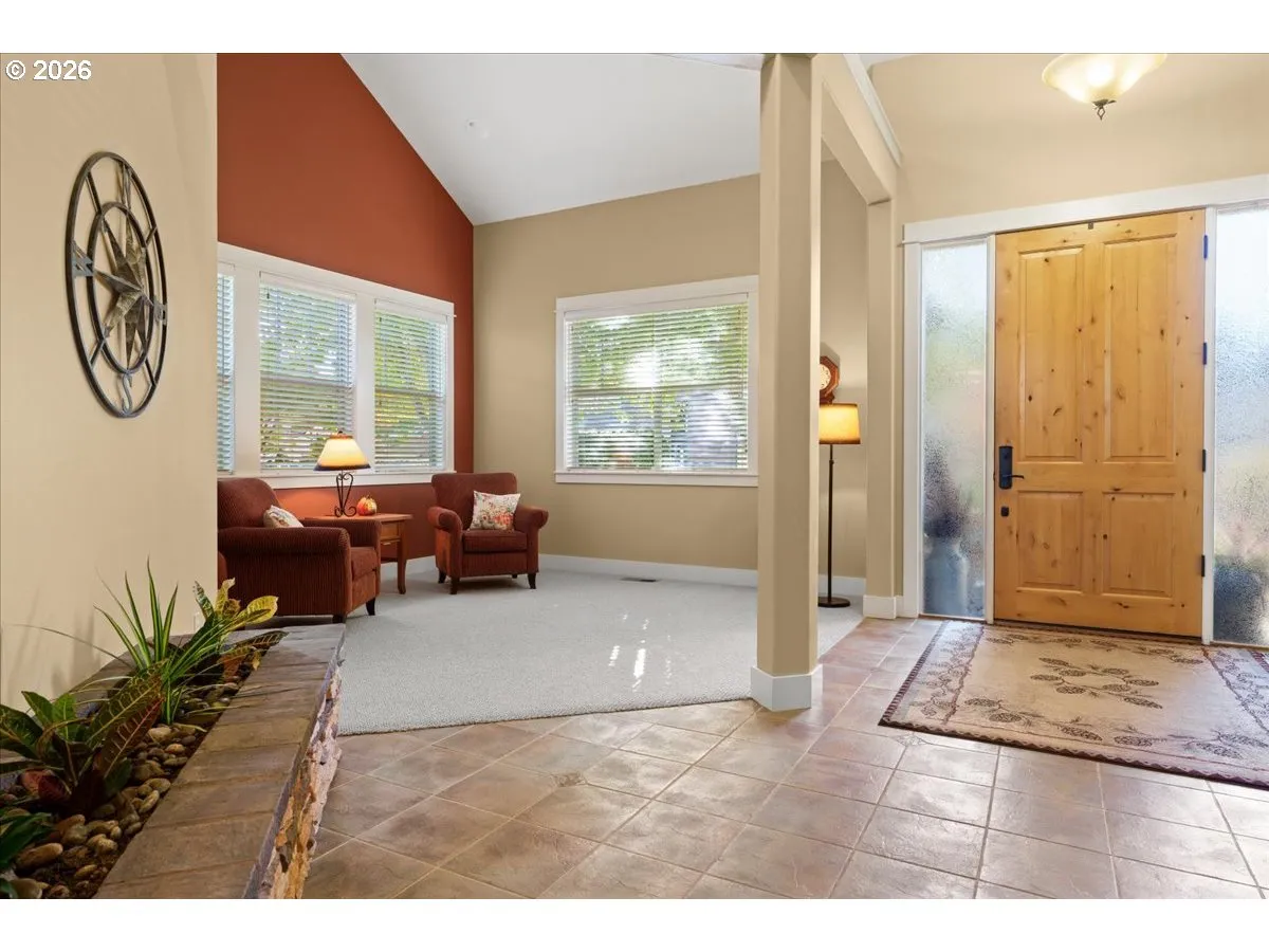 Entrance/Foyer