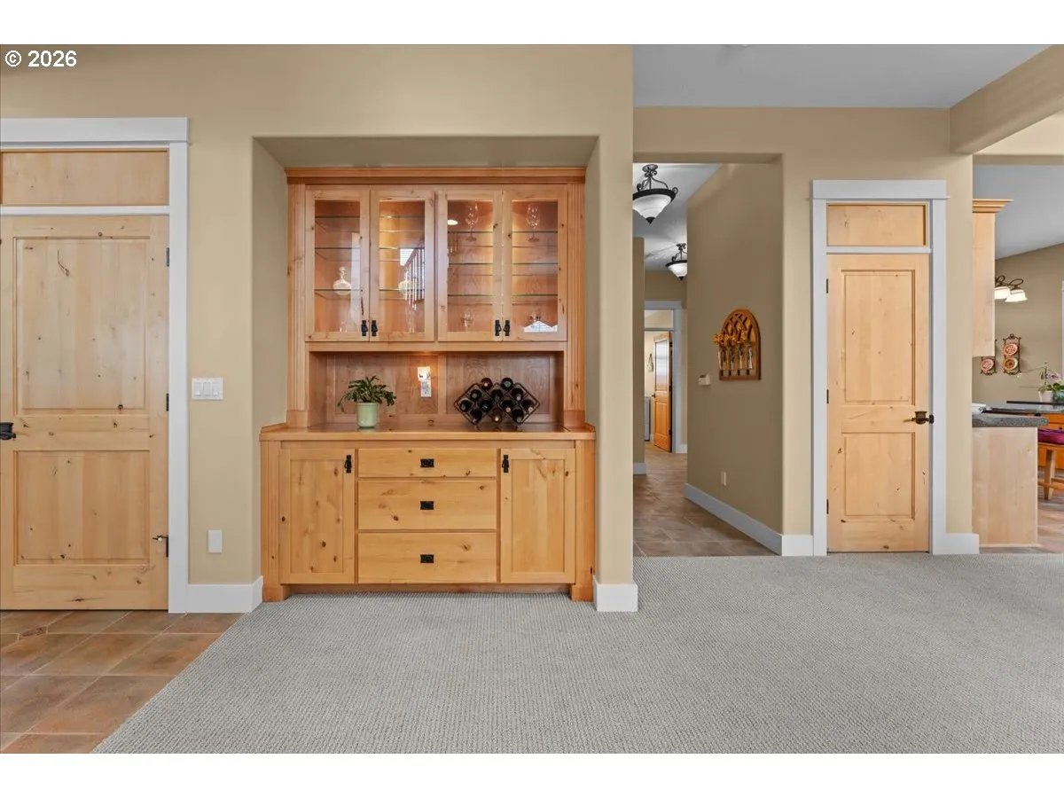 Built-In Cabinets