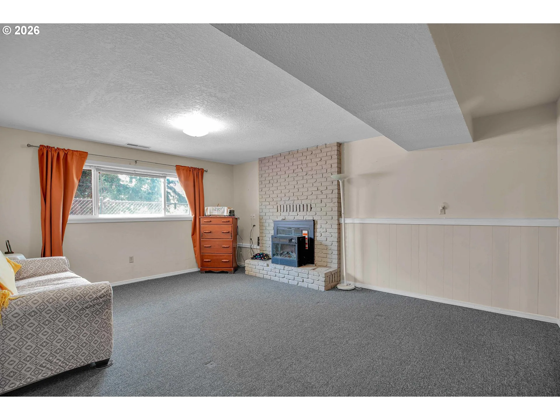 Family Room-Lower