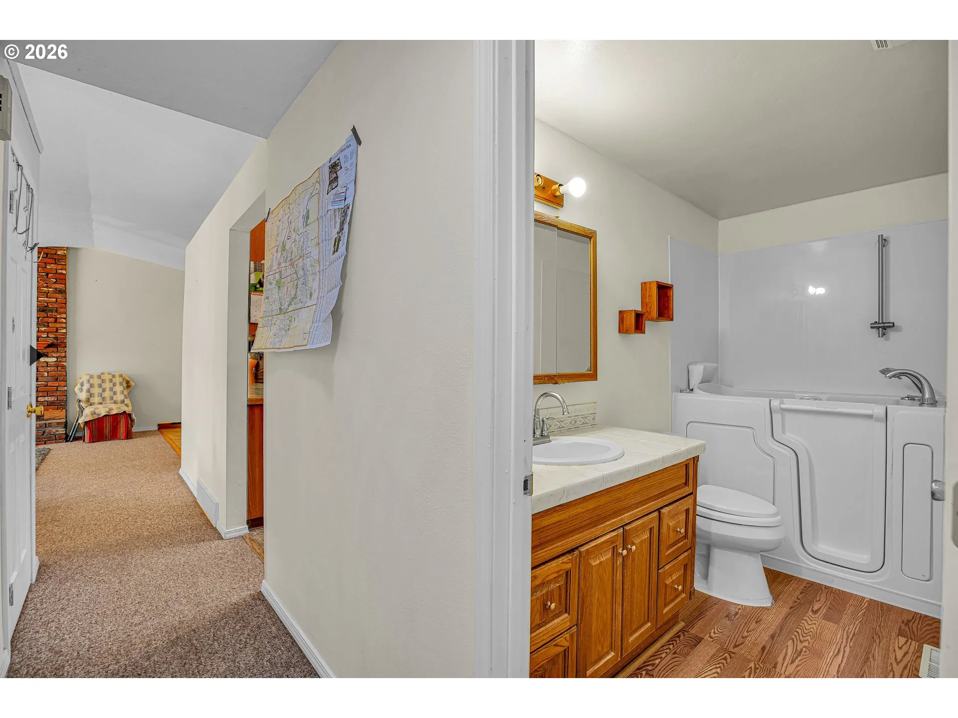Bathroom-Upper