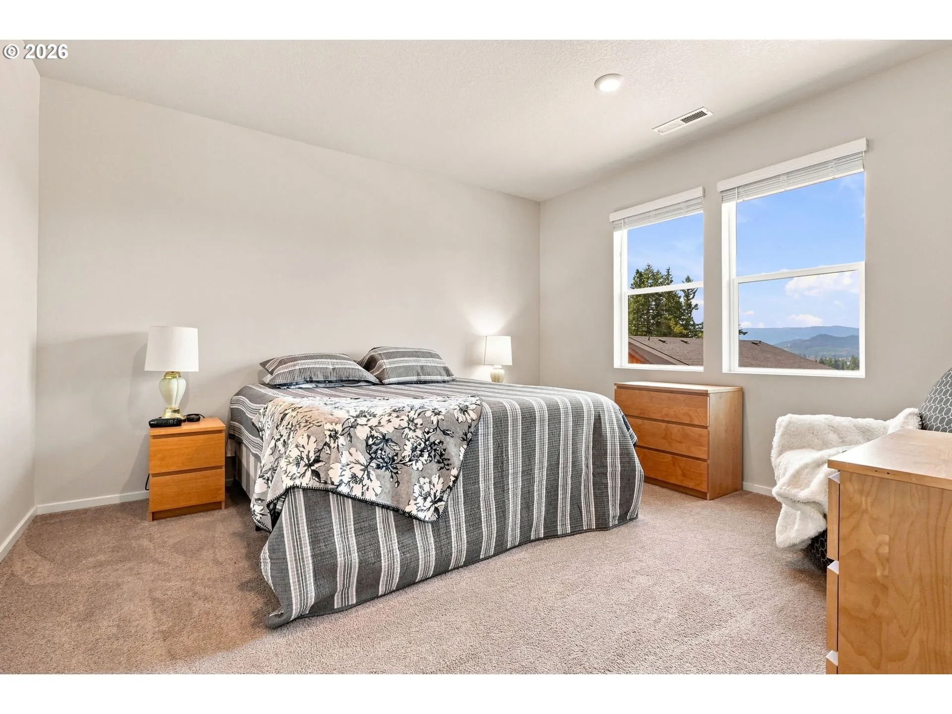 Bedroom, Primary
