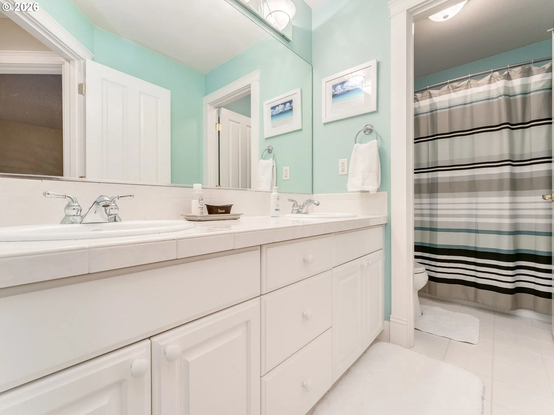 Bathroom-Double Sinks