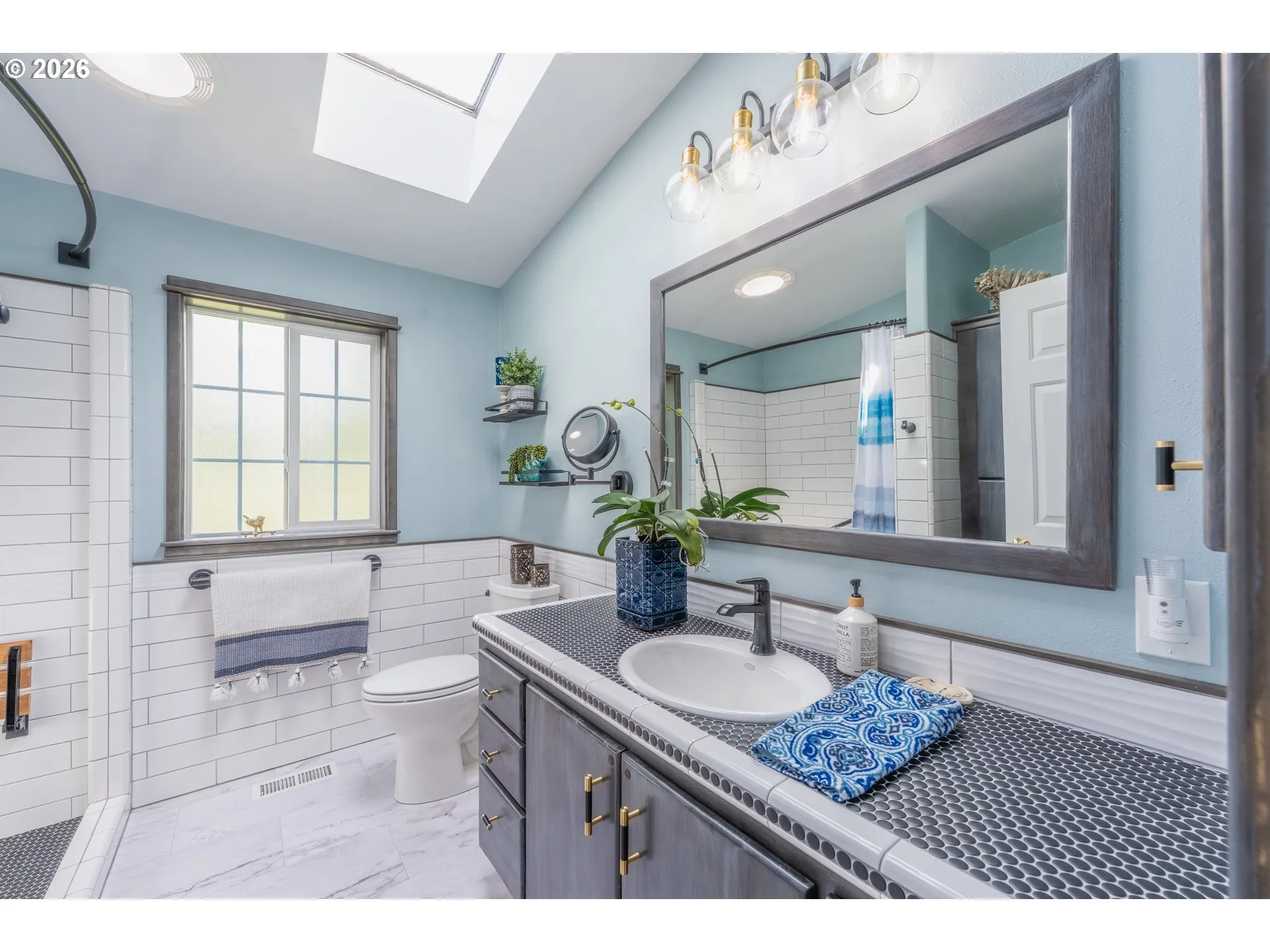 Bathroom-Hall