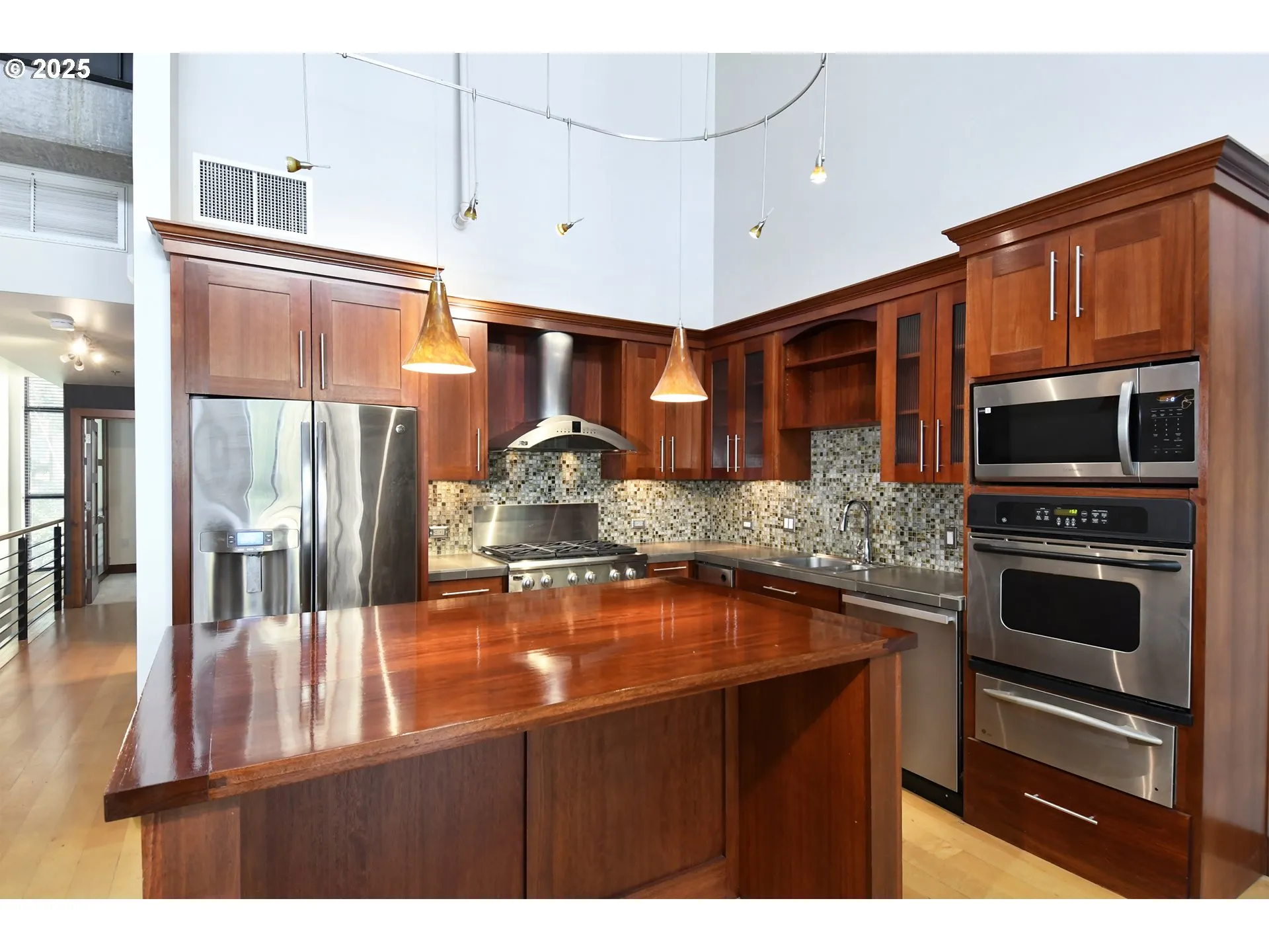 Kitchen-Island