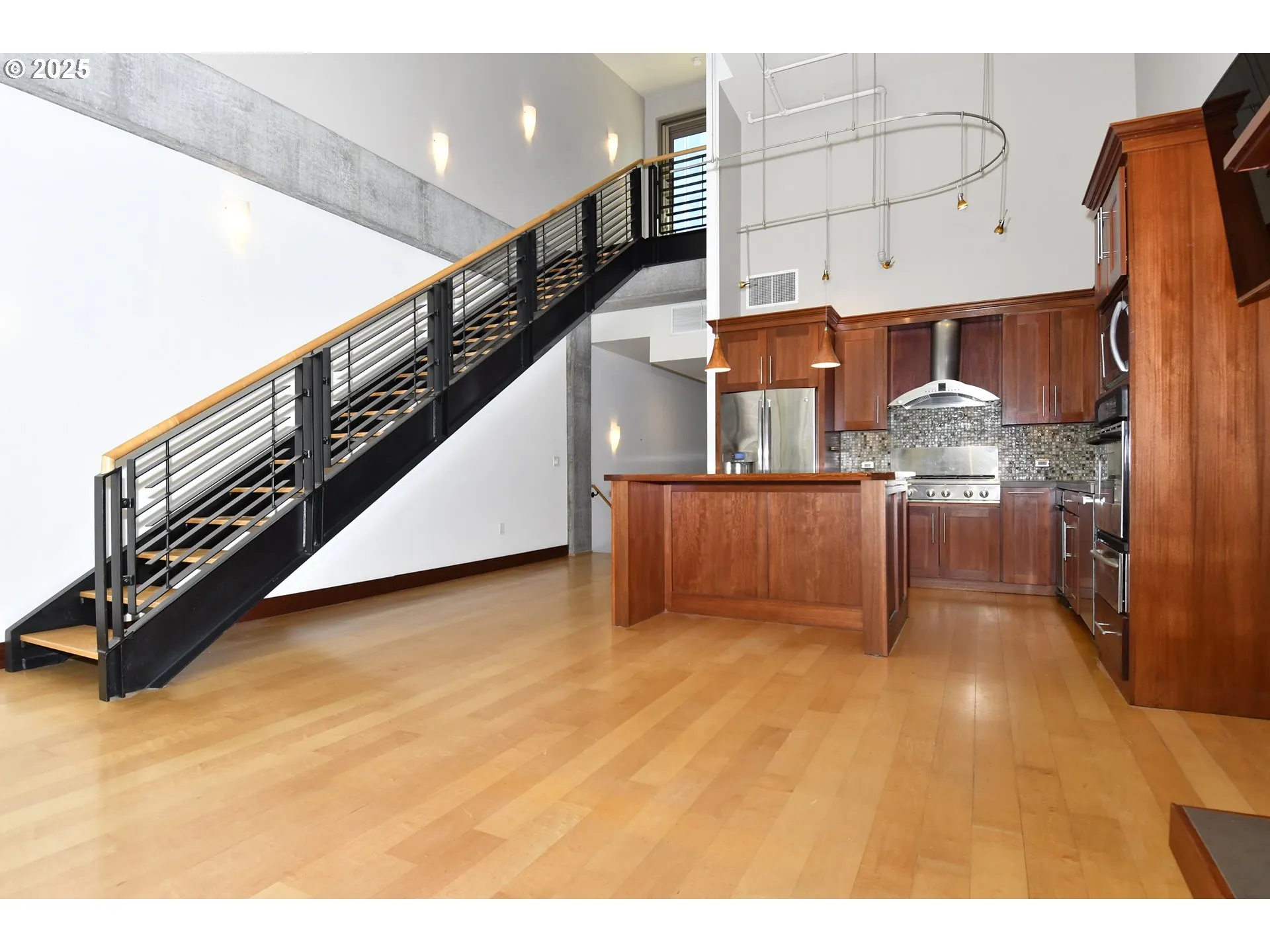 Staircase-To Upper Level