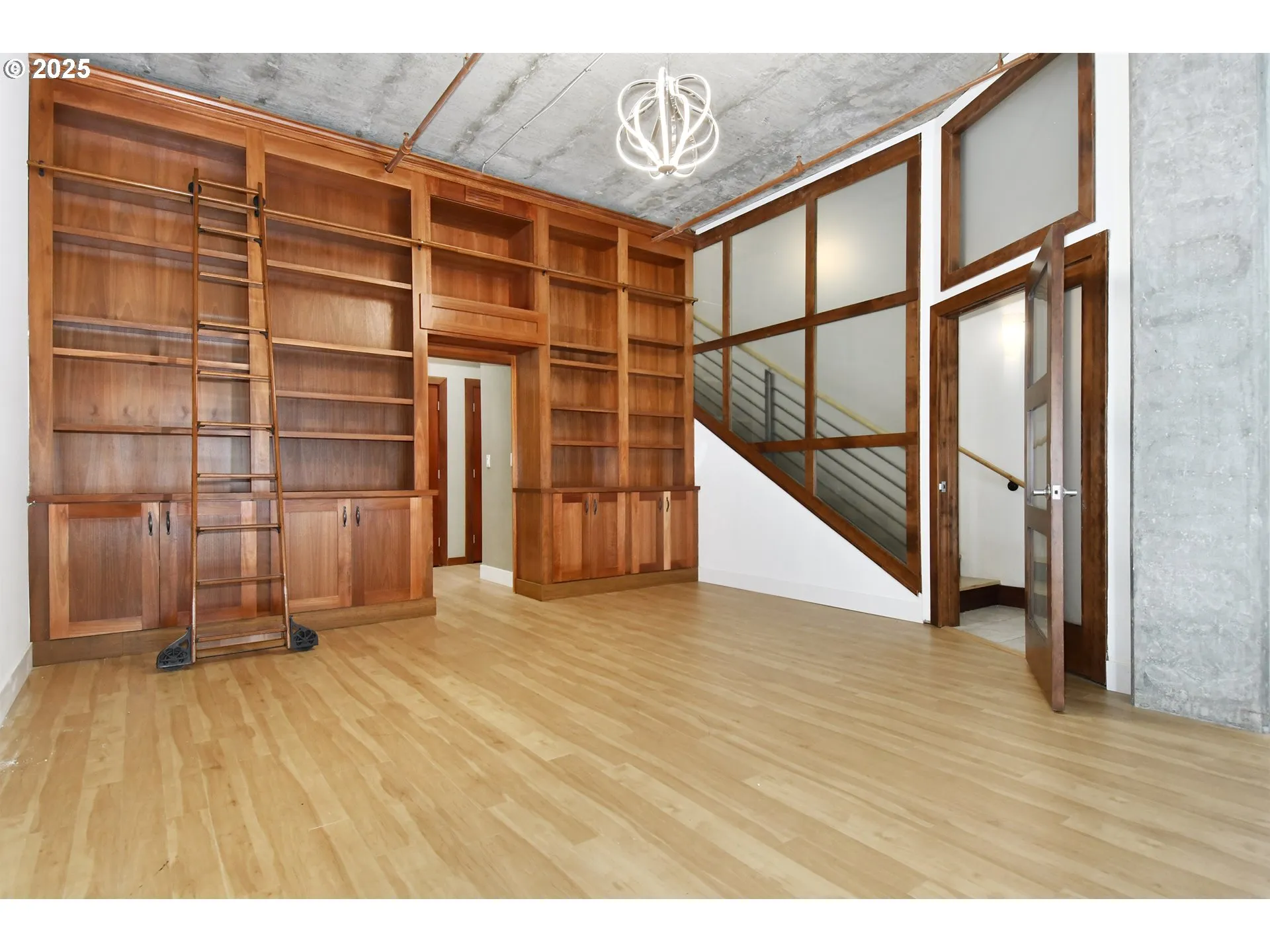 Bedroom-Main