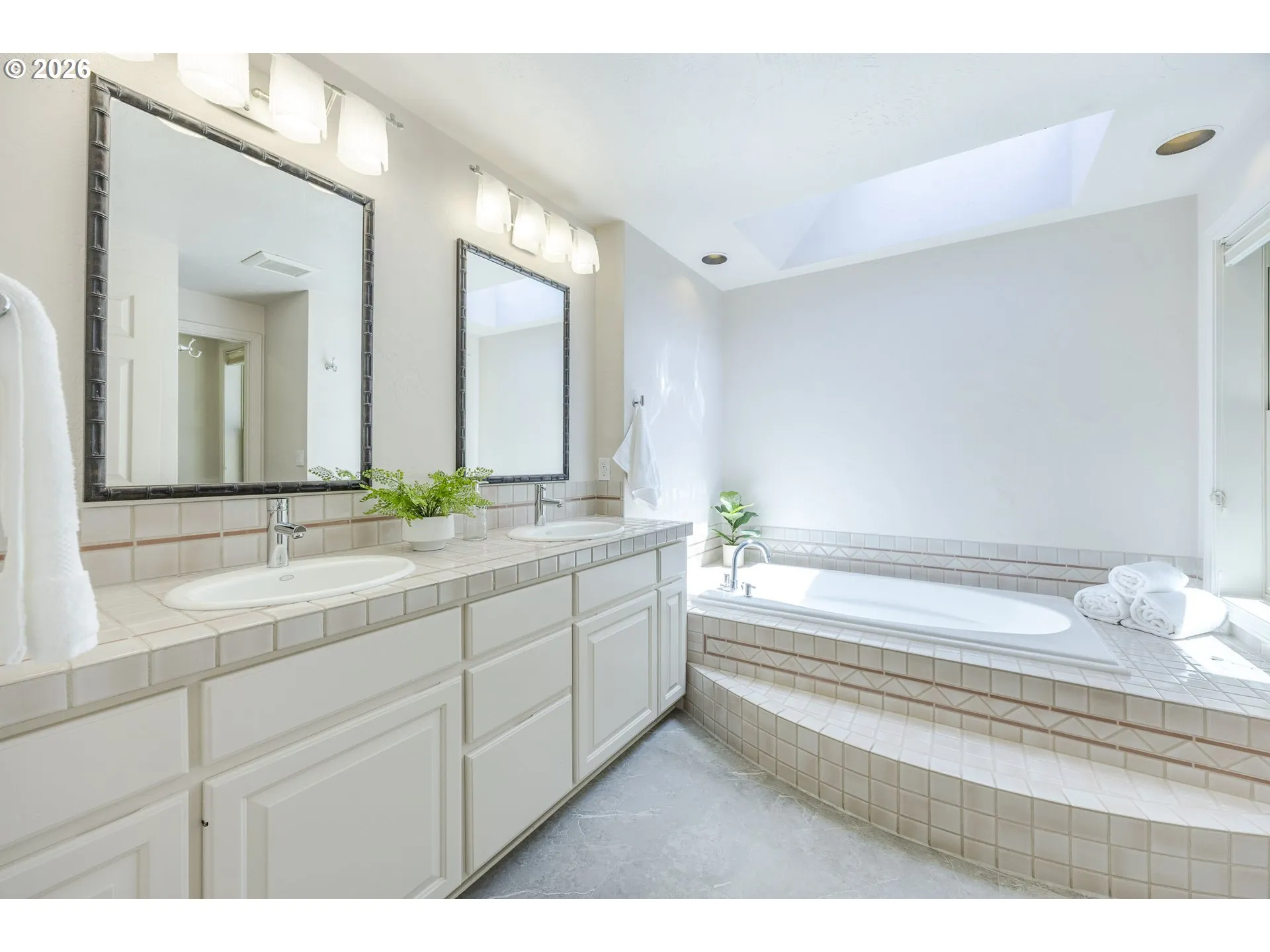 Primary Bedroom-Attached Bathroom