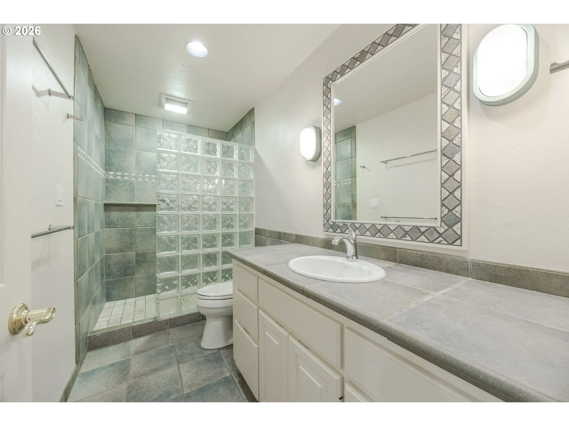 Bathroom-Lower