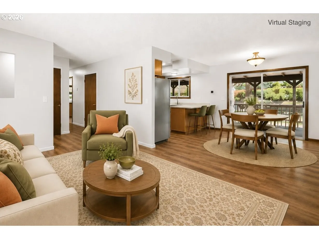 Living Room/Dining Room