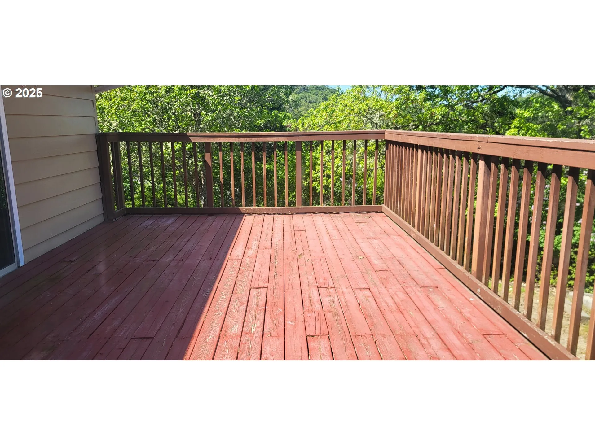 Deck-Upper