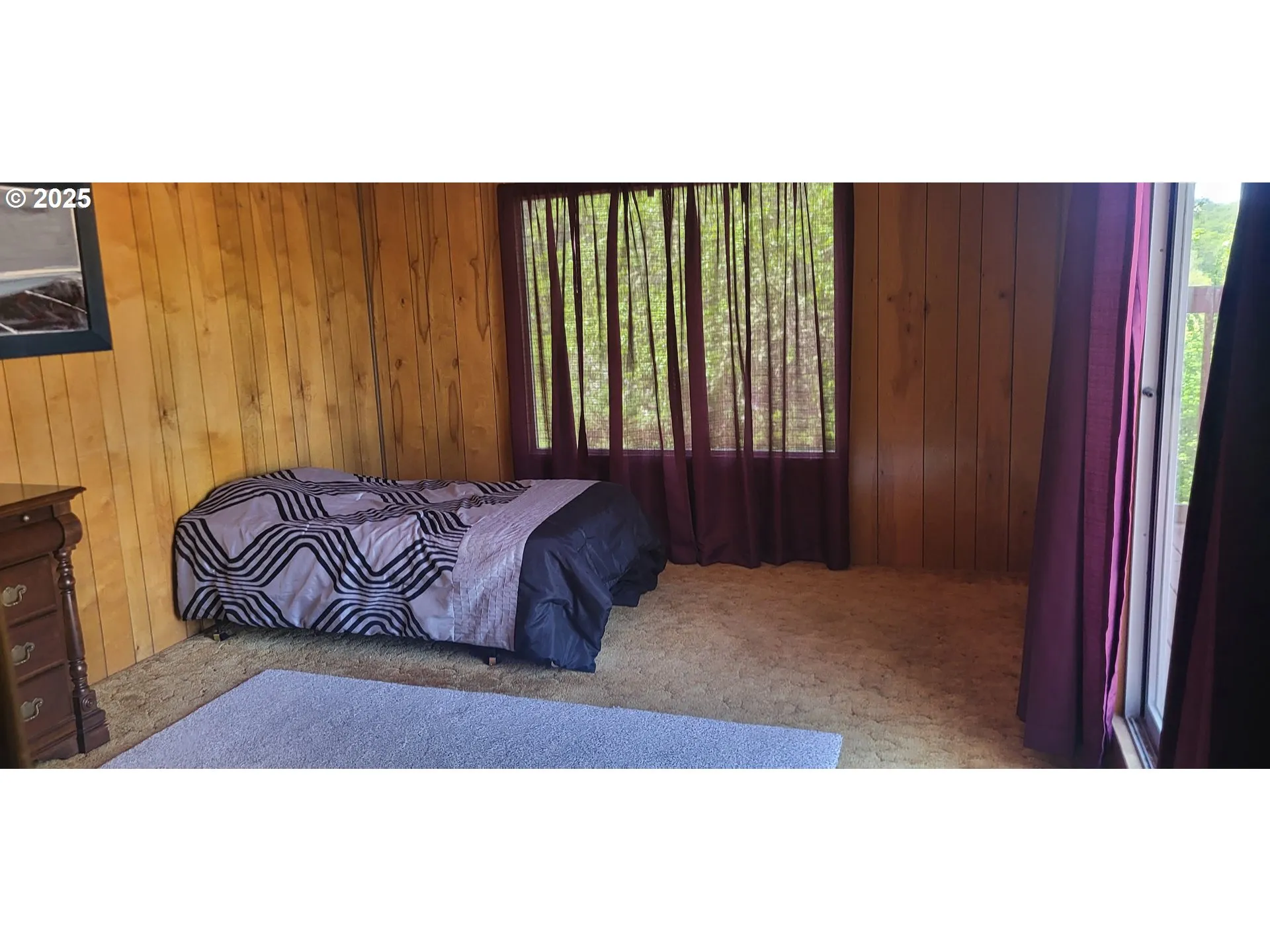 Primary Bedroom-Attached Bathroom