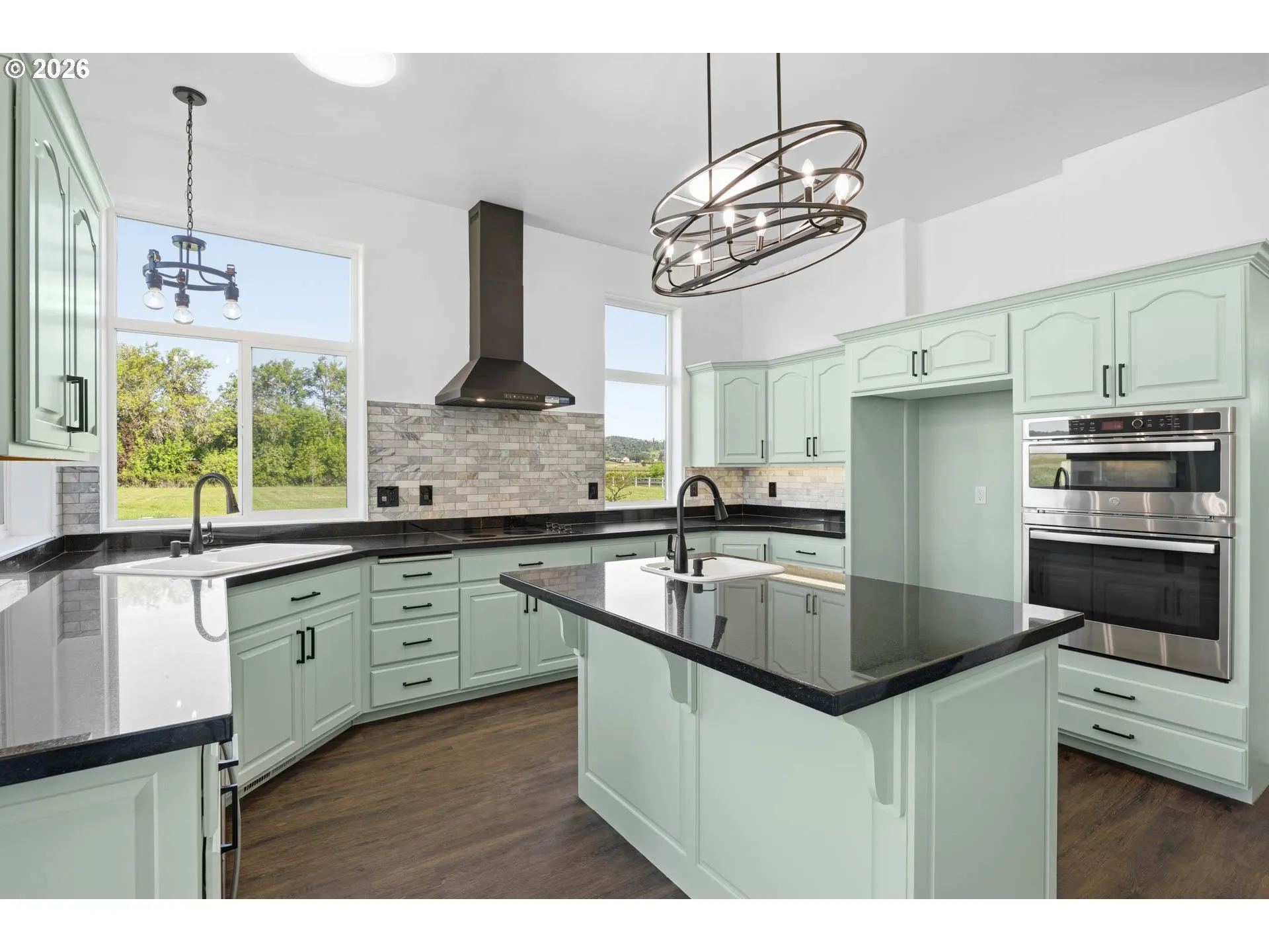 Kitchen-Island