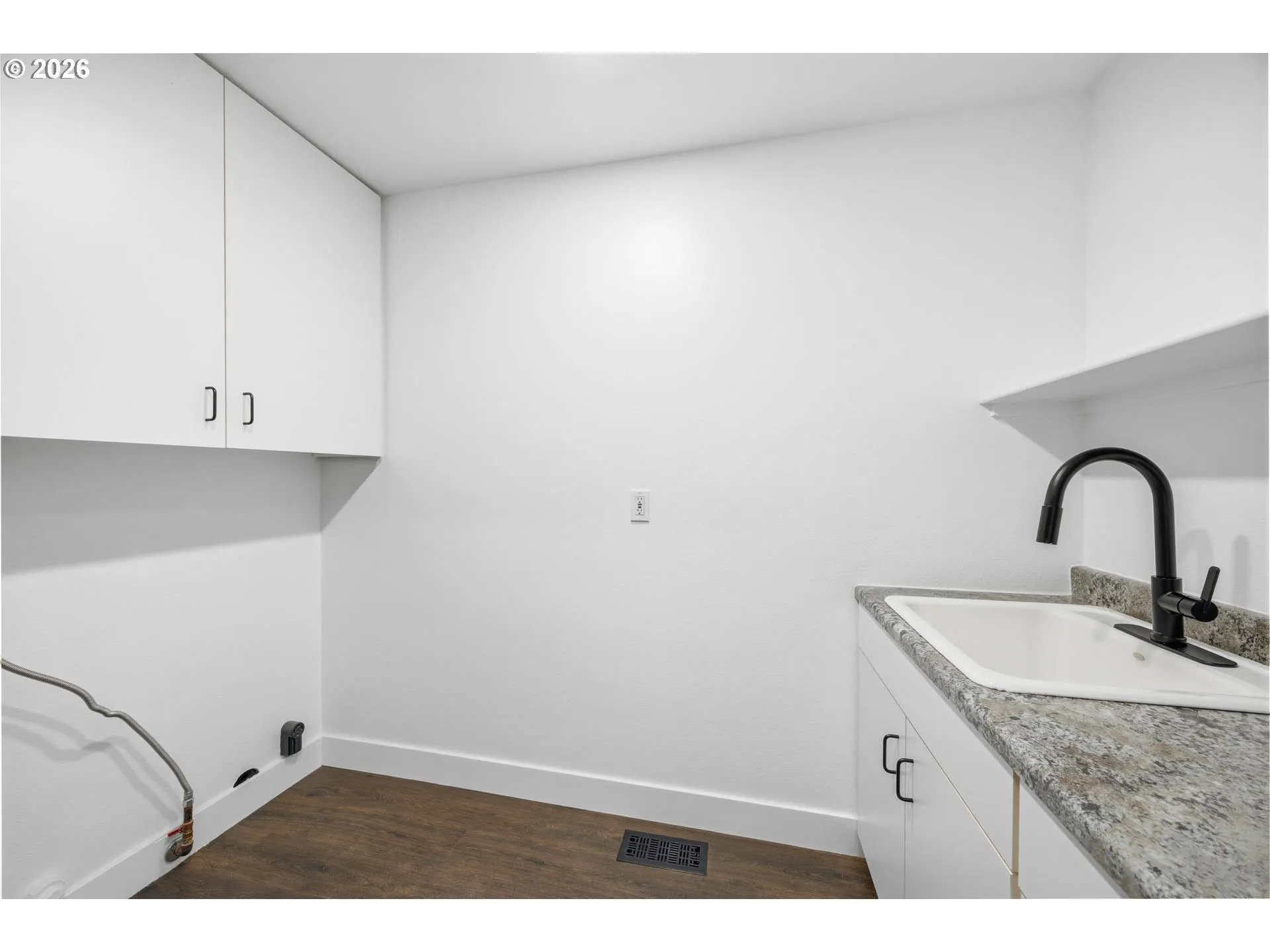 Laundry-Main