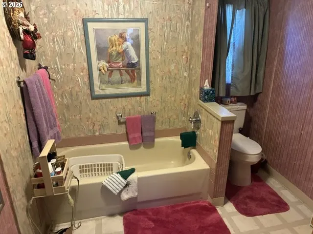 Bedroom, Owner's Suite